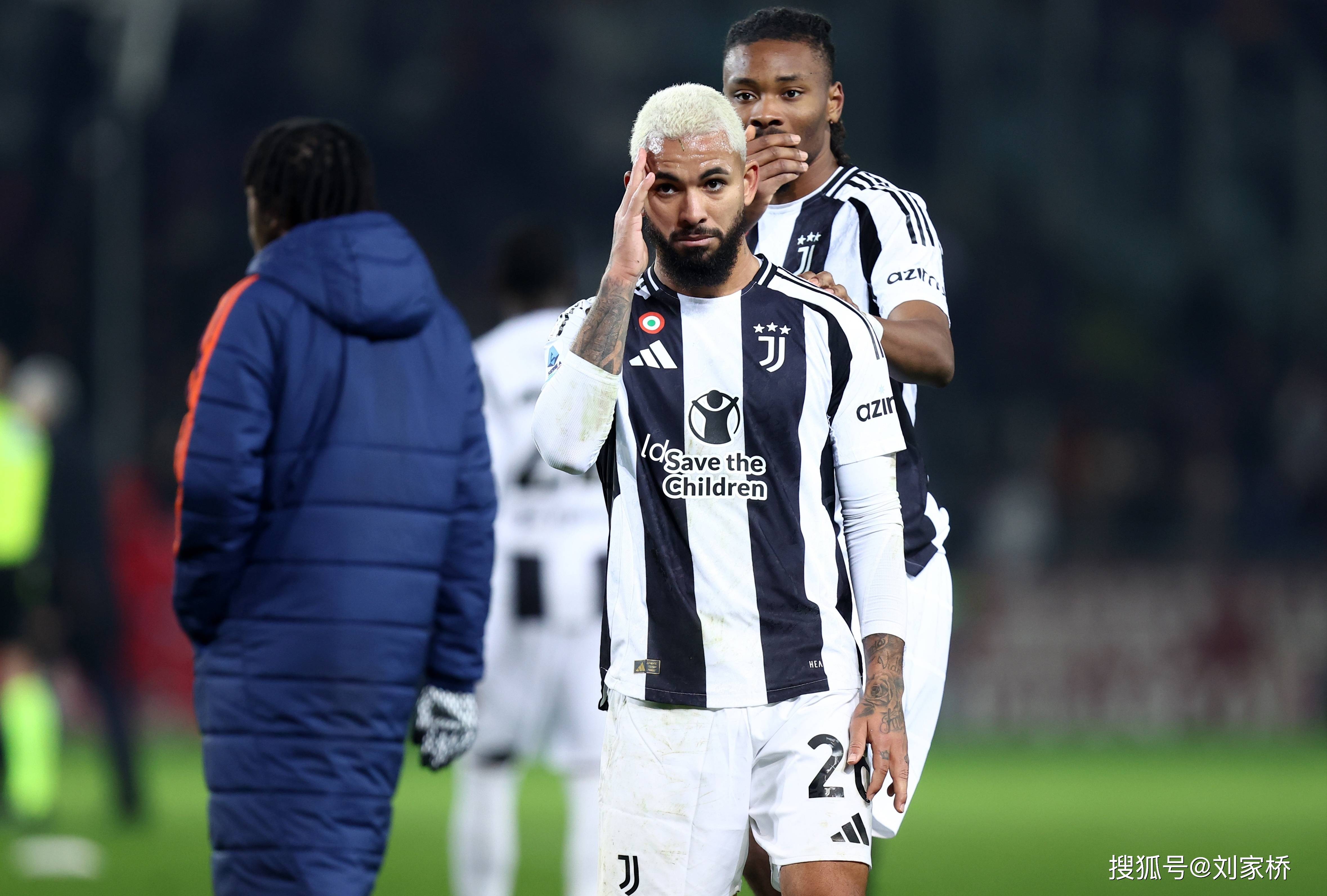 爱游戏教练-尤文图斯遗憾输给巴伦西亚，失去晋级机会(尤文图斯vs巴塞罗那2020年12月9日)