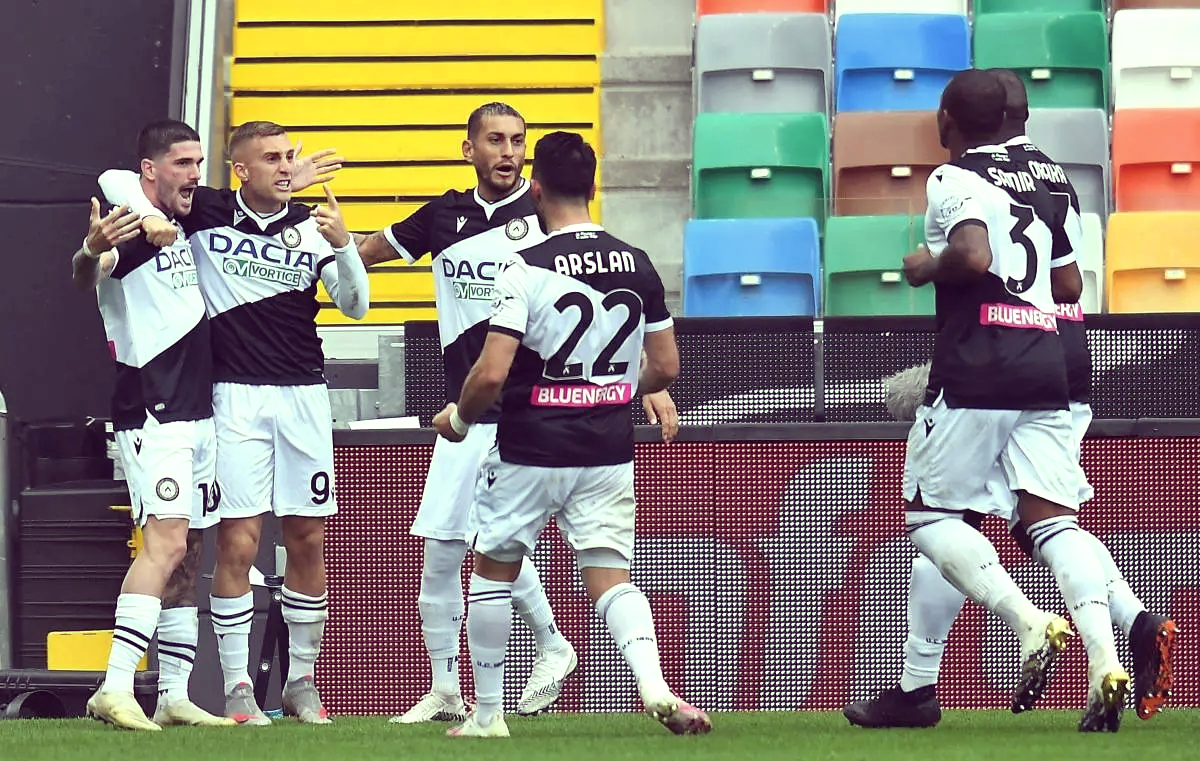 爱游戏登录入口-乌迪内斯主场逆转，赢得观众喝彩的简单介绍