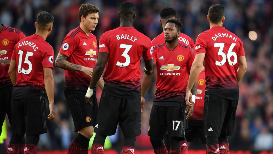 爱游戏app下载-曼联陷入泥潭,欲从狼队中解脱