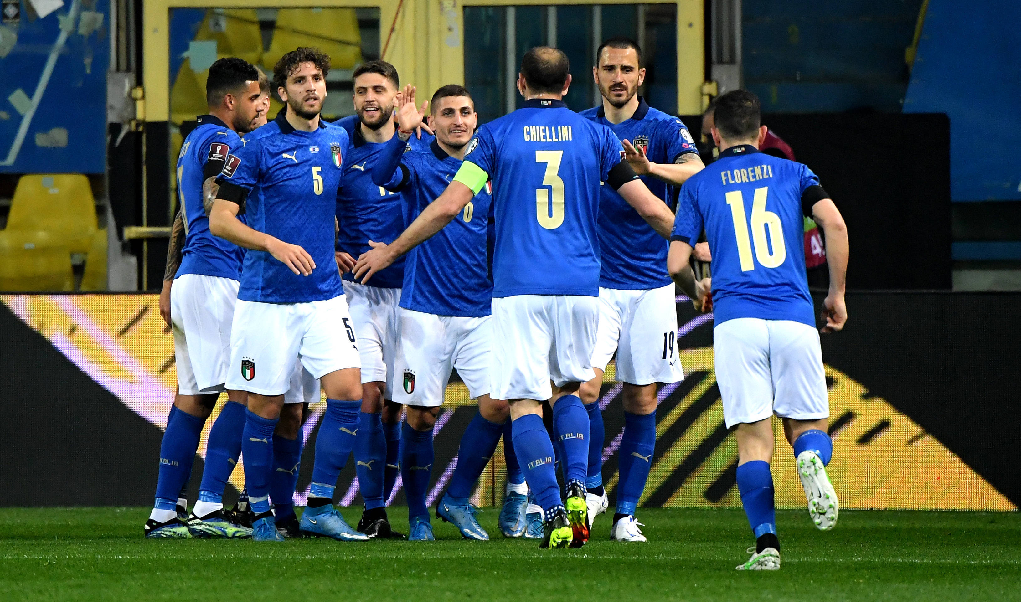 爱游戏官网登录网址-关于阿尔巴尼亚主场惨败，欧锦赛梦破灭的信息