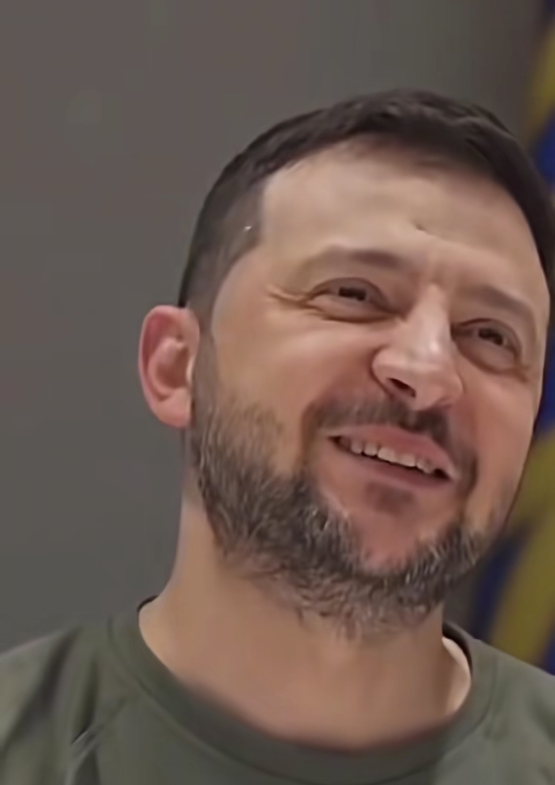 爱游戏活动-乌克兰门将在欧洲冠军联赛中抵挡火力压力的简单介绍