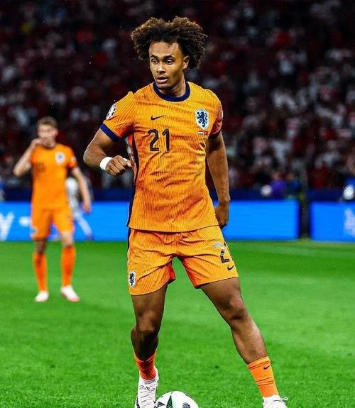 爱游戏app下载地址-AC米兰将在下赛季引进新教练