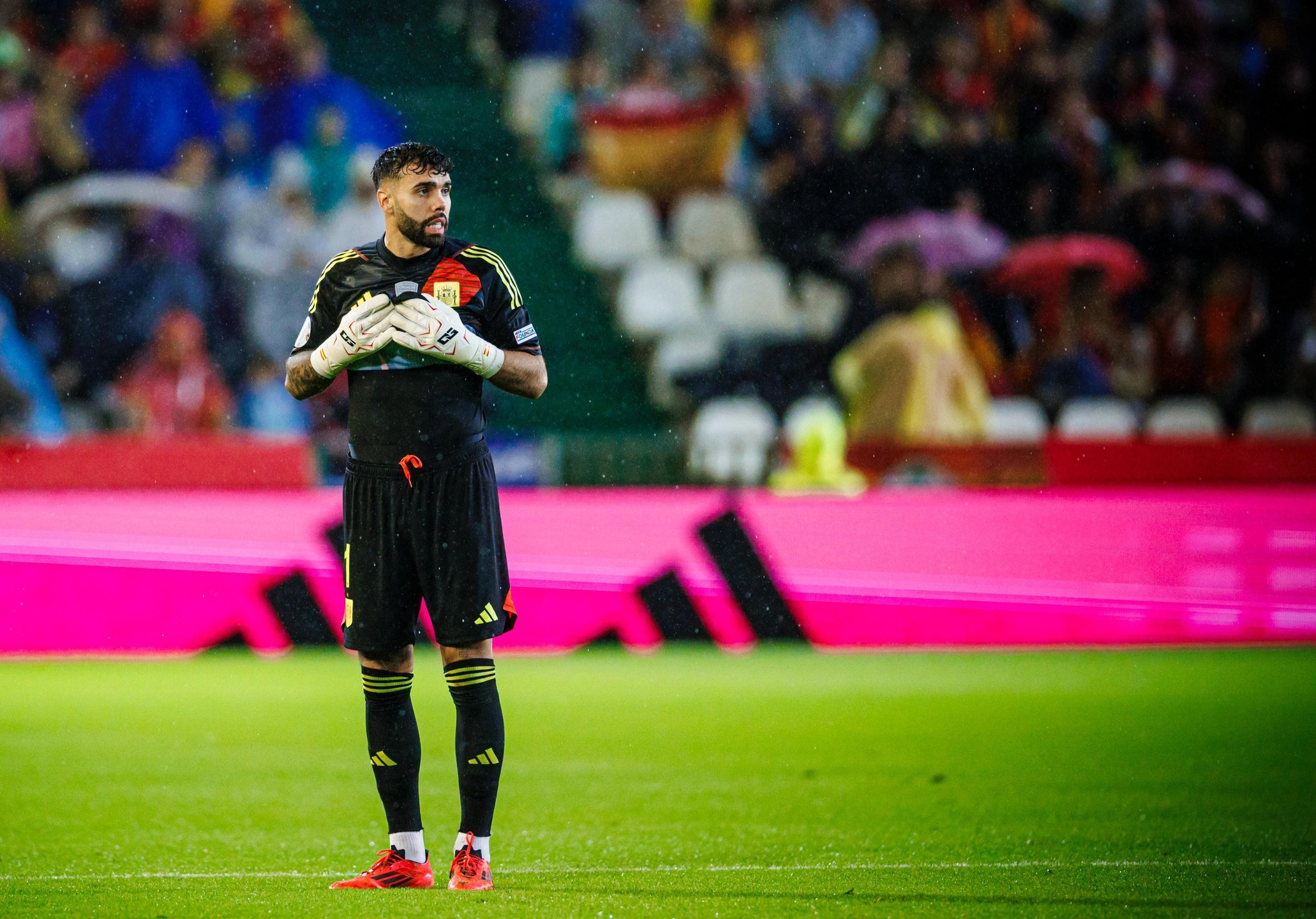 爱游戏app下载地址-西班牙险胜克罗地亚，小组第二晋级强的简单介绍