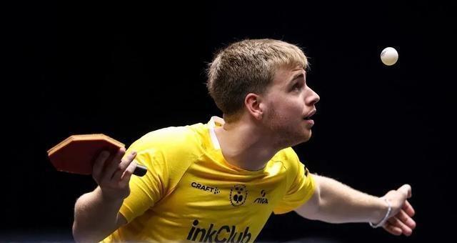 瑞典前锋奉献绝杀,助球队逆转胜利