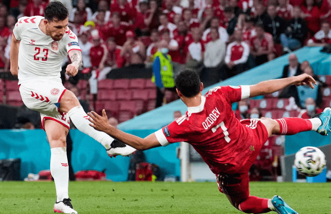 关于保加利亚队获得一场关键胜利，成功晋级欧洲杯小组赛的信息