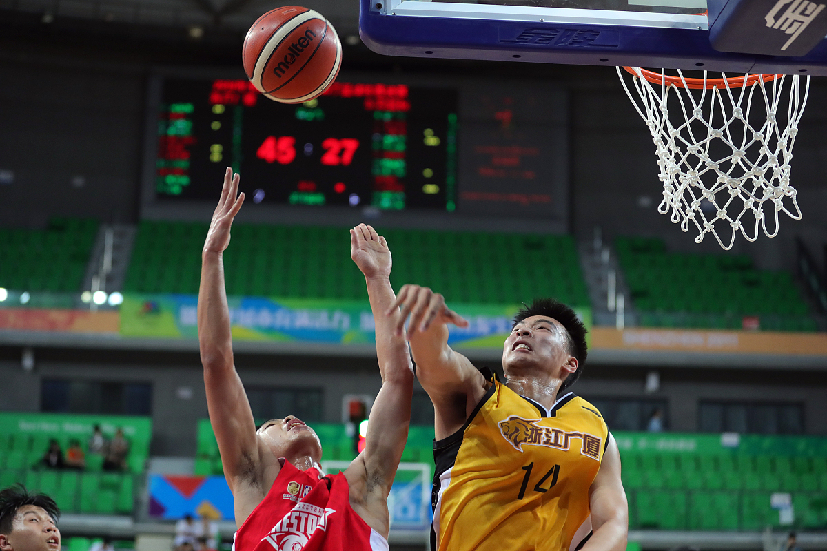 爱游戏链接-关于沙尔克豪取两连胜，凭实力占据优势的信息