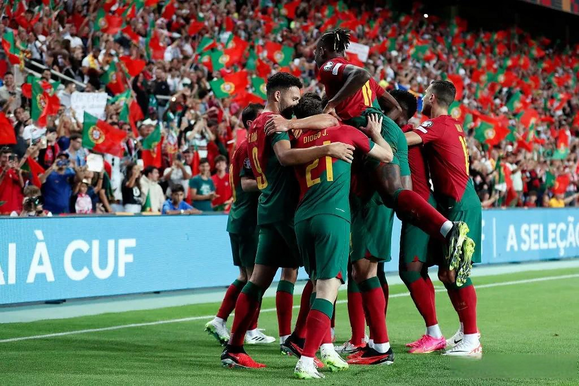 爱游戏在线登录-匈牙利胜卢森堡，晋级欧预赛四分之一决赛的简单介绍